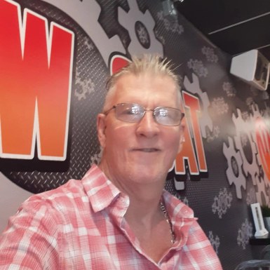 <span>Mike, 60</span>&nbsp;<span style='width: 25px; height: 16px; float: right; background-image: url(/bitmaps/flags_small/US.PNG)'>&nbsp;</span><br><span>Cape Coral, สหรัฐอเมริกา</span>&nbsp;<input type='button' class='joinbtn' style='float: right' value='JOIN NOW' />