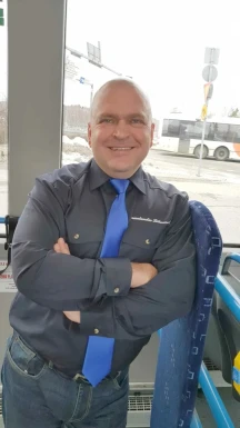 <span>Arska, 45</span>&nbsp;<span style='width: 25px; height: 16px; float: right; background-image: url(/bitmaps/flags_small/FI.PNG)'>&nbsp;</span><br><span>Helsinki, ฟินแลนด์</span>&nbsp;<input type='button' class='joinbtn' style='float: right' value='JOIN NOW' />