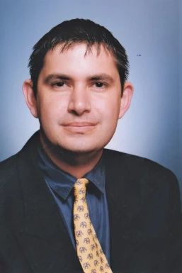 <span>Ant, 26</span>&nbsp;<span style='width: 25px; height: 16px; float: right; background-image: url(/bitmaps/flags_small/NZ.PNG)'>&nbsp;</span><br><span>Auckland, ニュージーランド</span>&nbsp;<input type='button' class='joinbtn' style='float: right' value='JOIN NOW' />