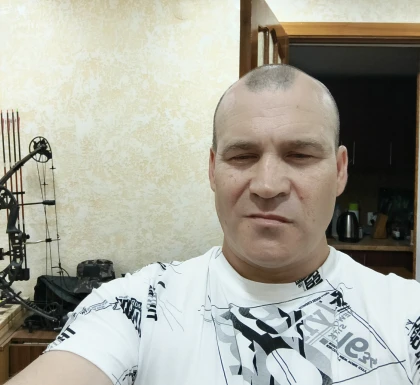 <span>Aleksandr, 48</span>&nbsp;<span style='width: 25px; height: 16px; float: right; background-image: url(/bitmaps/flags_small/RU.PNG)'>&nbsp;</span><br><span>Туапсе, Російська Федерація</span>&nbsp;<input type='button' class='joinbtn' style='float: right' value='JOIN NOW' />