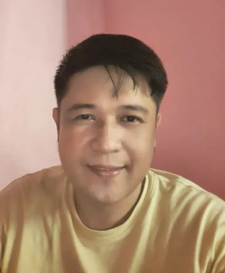 <span>Bhong, 40</span>&nbsp;<span style='width: 25px; height: 16px; float: right; background-image: url(/bitmaps/flags_small/PH.PNG)'>&nbsp;</span><br><span>Bacoor, Filipinas</span>&nbsp;<input type='button' class='joinbtn' style='float: right' value='JOIN NOW' />