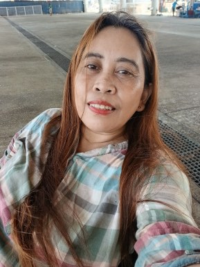 <span>Rosalie, 50</span>&nbsp;<span style='width: 25px; height: 16px; float: right; background-image: url(/bitmaps/flags_small/PH.PNG)'>&nbsp;</span><br><span>Mandaluyong, Filippine</span>&nbsp;<input type='button' class='joinbtn' style='float: right' value='JOIN NOW' />